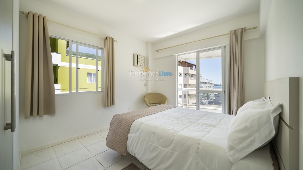 Apartamento para aluguel de temporada em Bombinhas (Praia de Bombas)