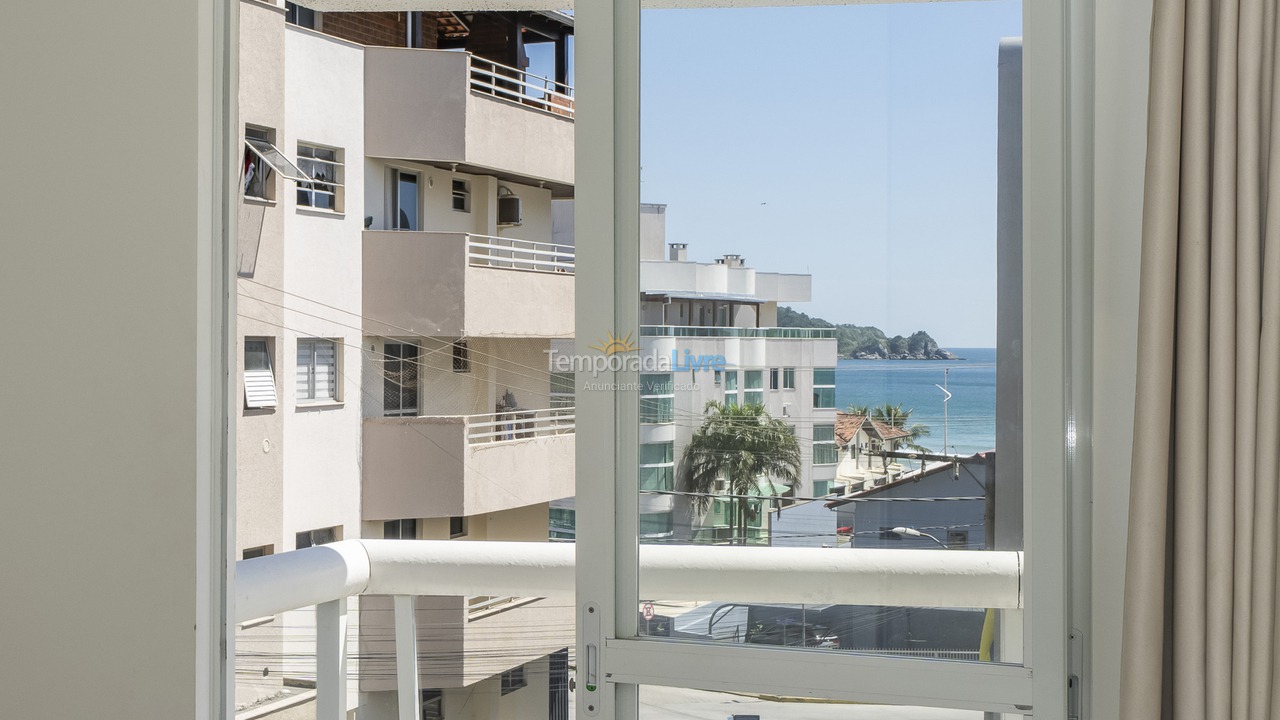 Apartamento para aluguel de temporada em Bombinhas (Praia de Bombas)