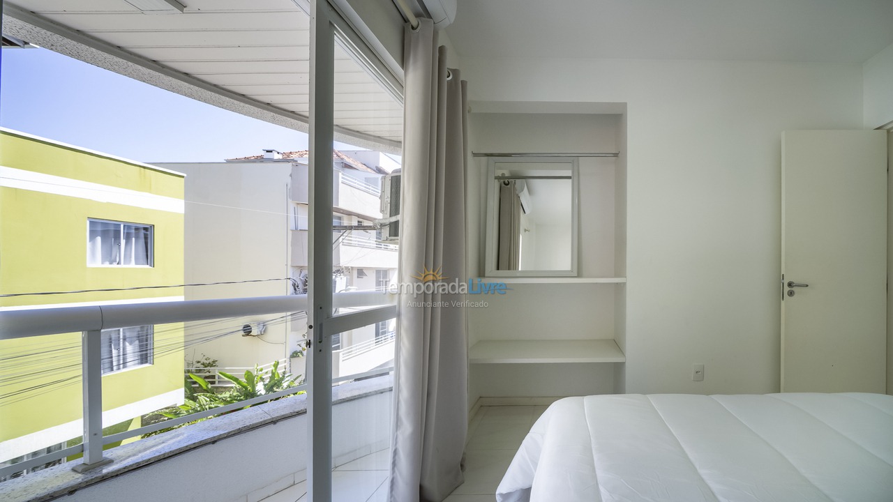 Apartamento para aluguel de temporada em Bombinhas (Praia de Bombas)