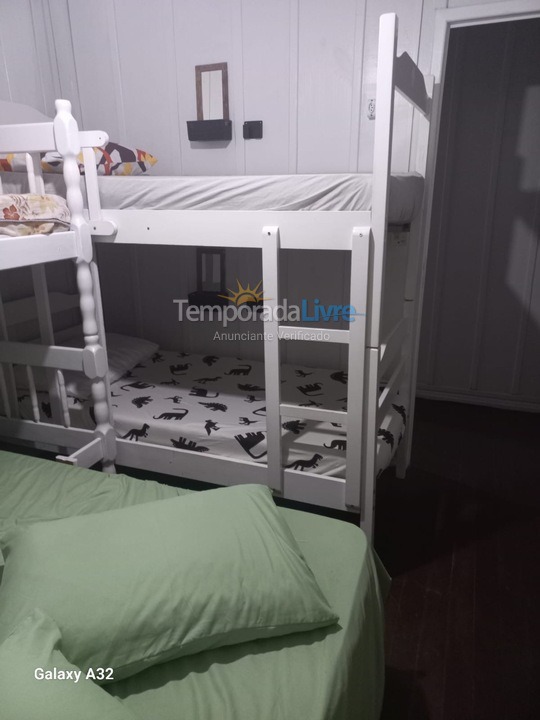 House for vacation rental in Bombinhas (Praia de Bombas)