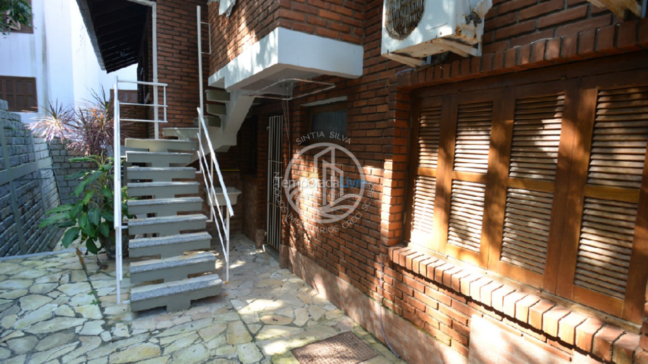 Apartamento para aluguel de temporada em Bombinhas (Praia de Bombinhas)