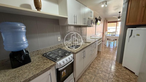 108 - Apartamento no centro de Bombinhas