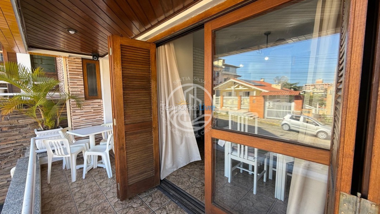 Apartamento para aluguel de temporada em Bombinhas (Praia de Bombinhas)