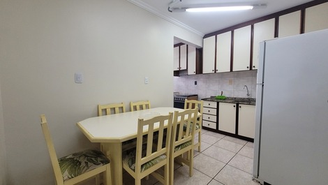 020 - Apartamento de 3 habitaciones a escasos metros de la playa.