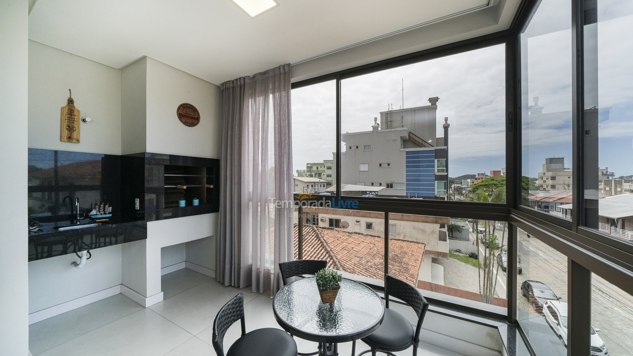 Apartamento para aluguel de temporada em Bombinhas (Praia de Bombinhas)