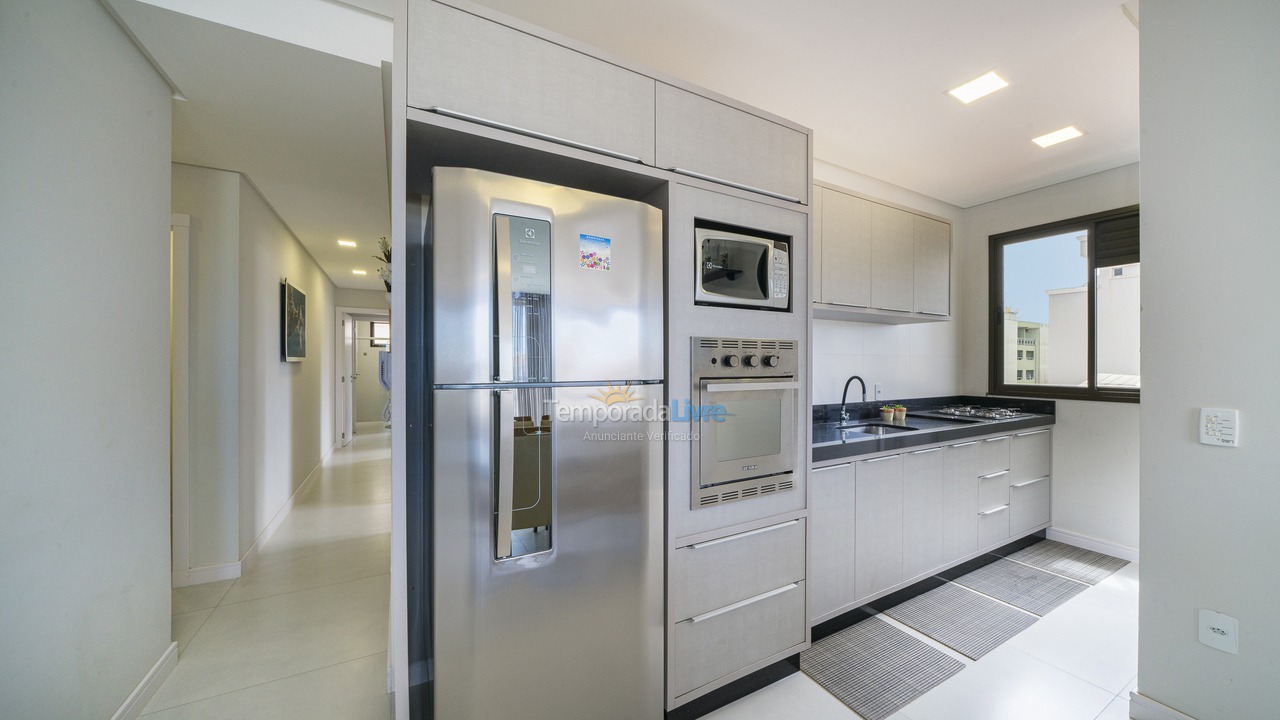 Apartamento para aluguel de temporada em Bombinhas (Praia de Bombinhas)