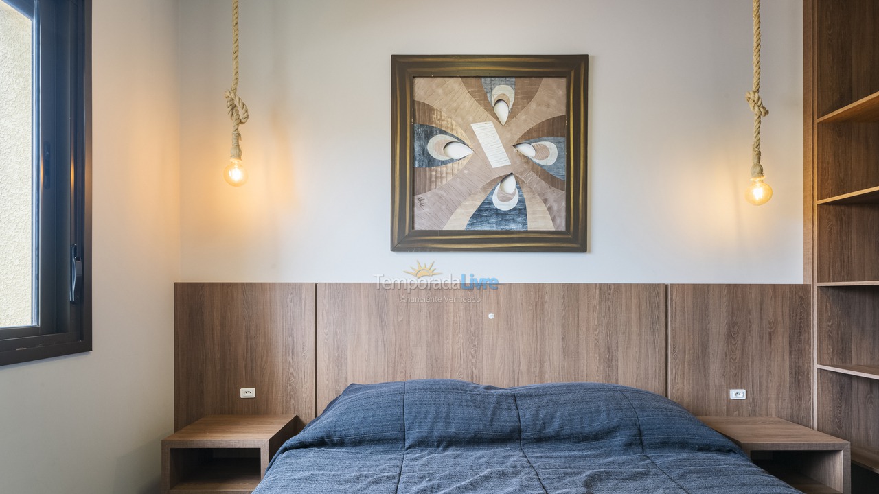 Apartamento para aluguel de temporada em Bombinhas (Praia de Bombinhas)