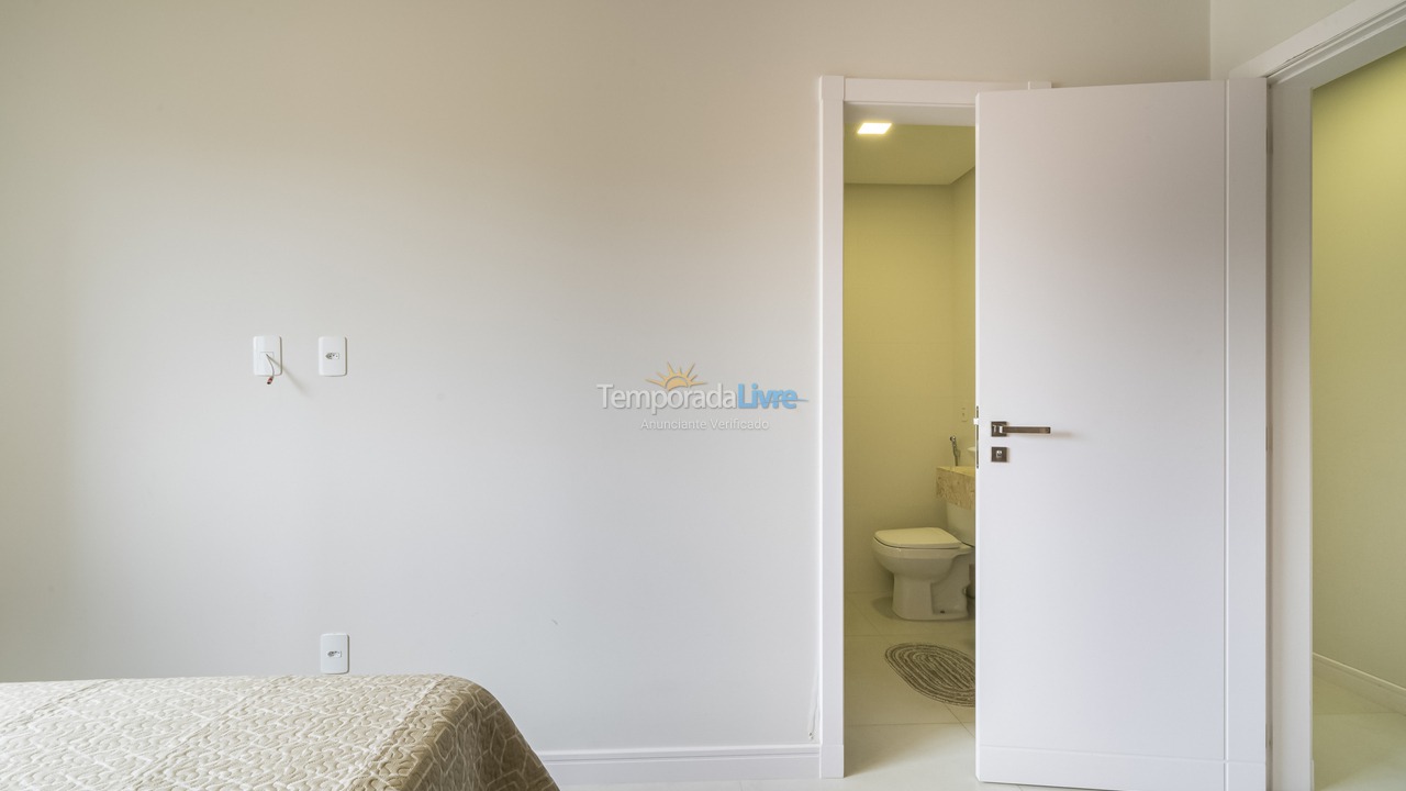 Apartamento para aluguel de temporada em Bombinhas (Praia de Bombinhas)