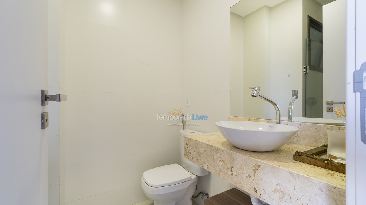 Apartamento para aluguel de temporada em Bombinhas (Praia de Bombinhas)