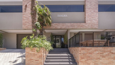 289 - apartamentos com 3 suítes em Bombinhas