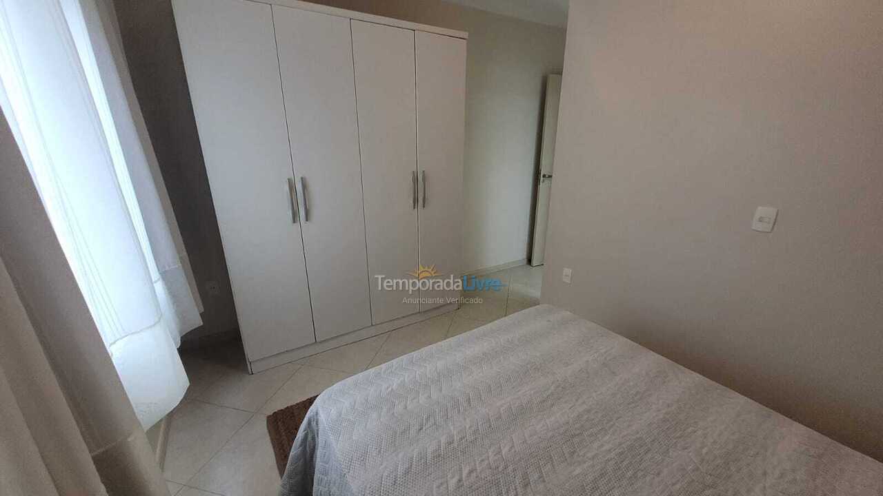 Apartment for vacation rental in Bombinhas (Praia de Bombinhas)