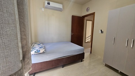 Casa adosada familiar en la playa de Zimbros