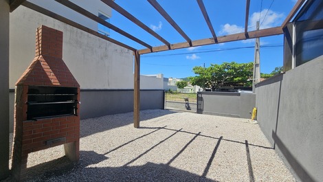 Casa adosada familiar en la playa de Zimbros
