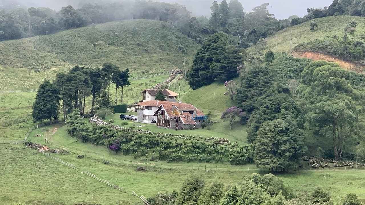 Casa para aluguel de temporada em Cunha (Divisa de Estados)