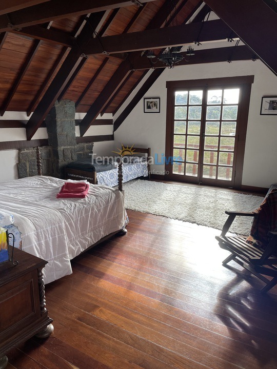 Casa para aluguel de temporada em Cunha (Divisa de Estados)