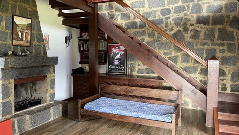 Casa Hortênsia com lago 300m da estrada Cunha-Paraty