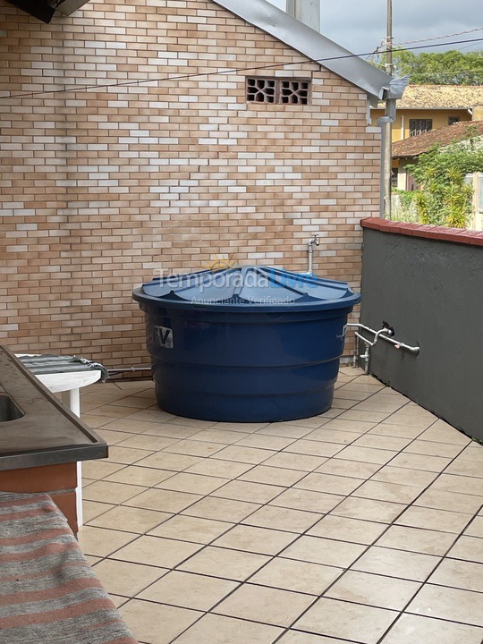 Casa para aluguel de temporada em São Francisco do Sul (Enseada)