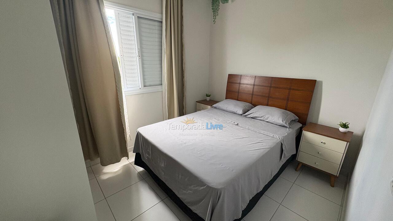 Apartment for vacation rental in Caraguatatuba (Martim de Sá)