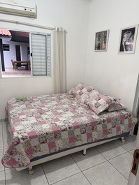 Amplia casa con piscina, a 300m de la playa.