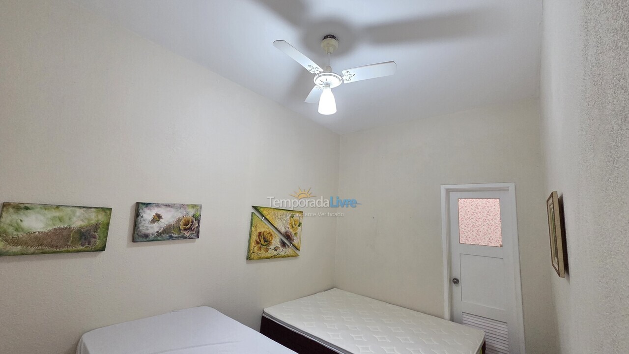 Apartment for vacation rental in Guarujá (Pitangueiras)