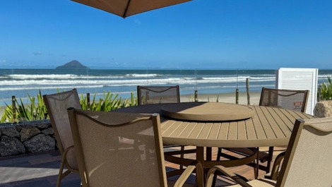 Beachfront house, Juquehy beach