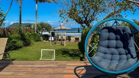 Beachfront house, Juquehy beach