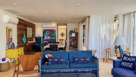 Beachfront house, Juquehy beach