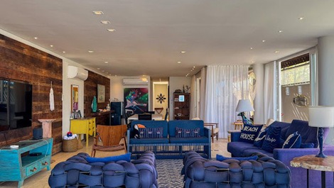 Beachfront house, Juquehy beach