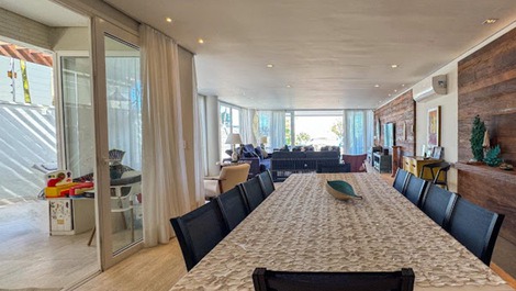 Beachfront house, Juquehy beach