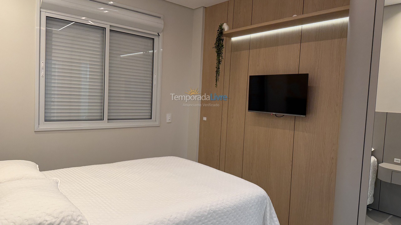 Apartamento para alquiler de vacaciones em Governador Celso Ramos (Praia de Palmas)