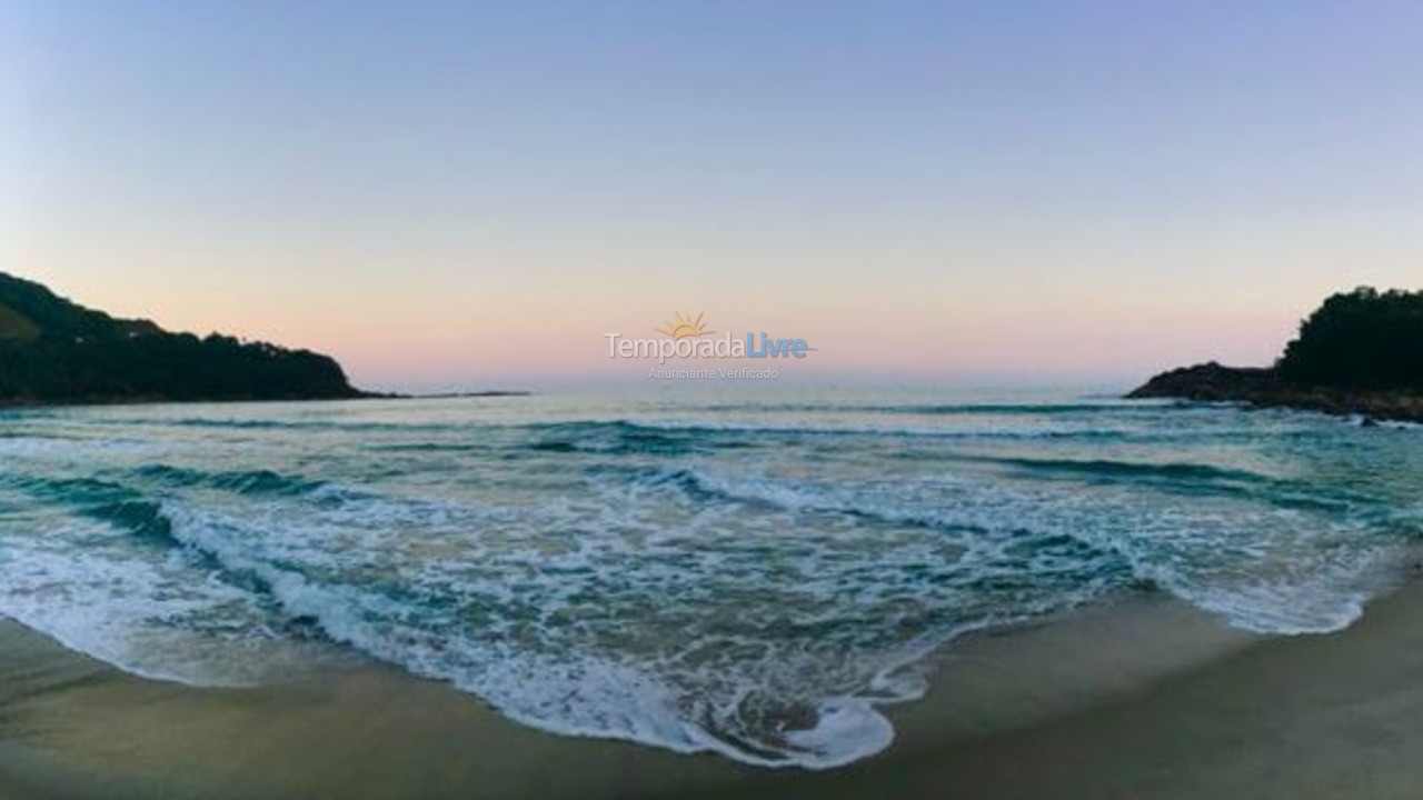 House for vacation rental in São Sebastião (Camburizinho)