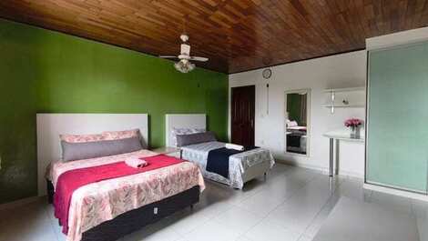 Hermosa casa a 2km del estadio Mangueirão, a 3km del parque de la ciudad, a 2km del parque Utinga.