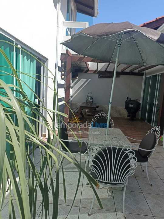 House for vacation rental in Balneário Camboriú (Centro)