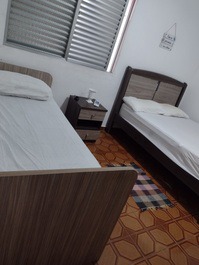 Apto Temporada Praia Gande Canto do Forte divisa c/ Boqueirão