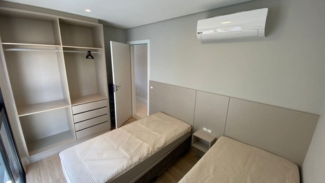 Aluga-se Apartamento Com 02 Dormitórios, Praia De Palmas