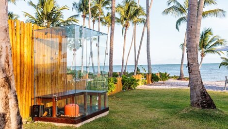 Feet in the sand in Milagres | Pool &amp; Sauna | Huna04