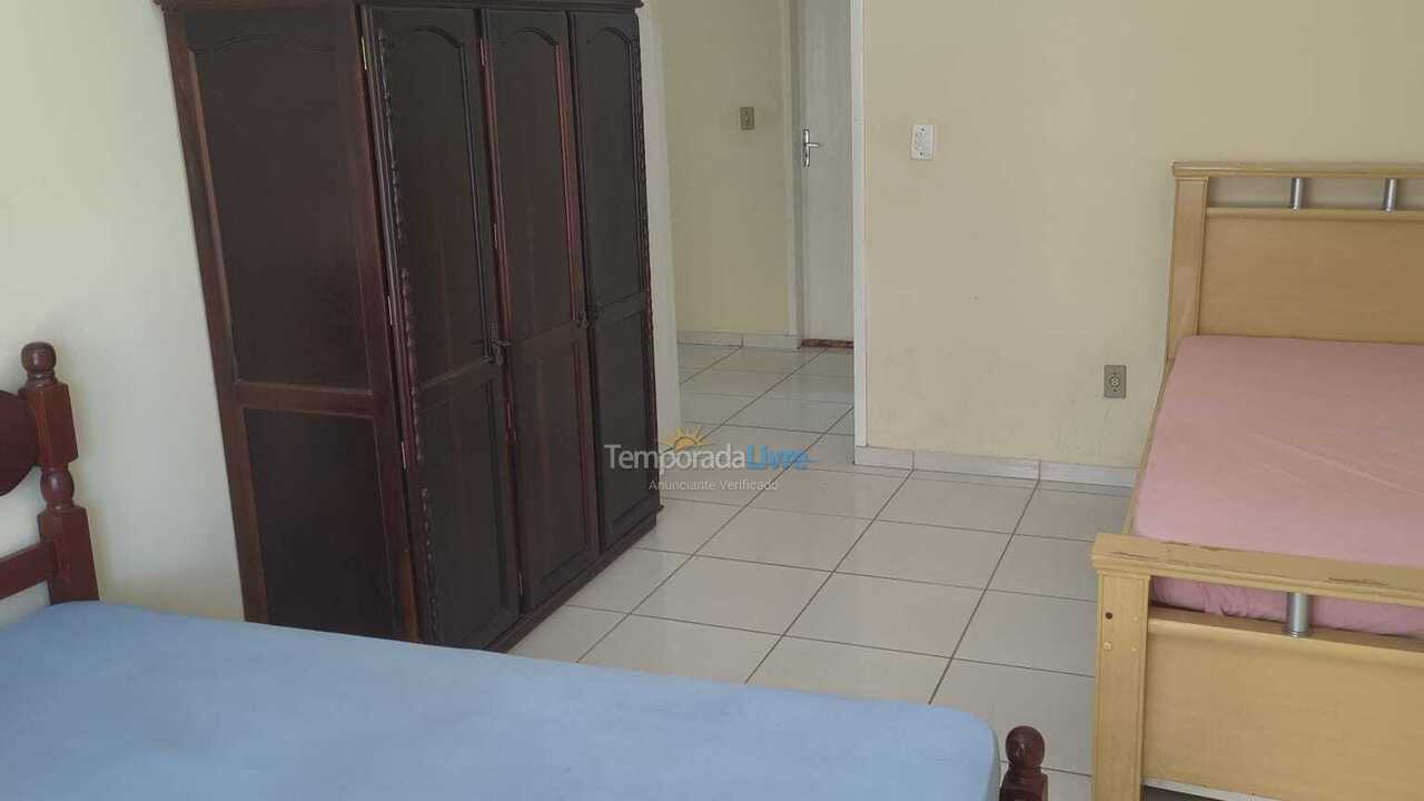 Casa para alquiler de vacaciones em Itapema (Meia Praia)