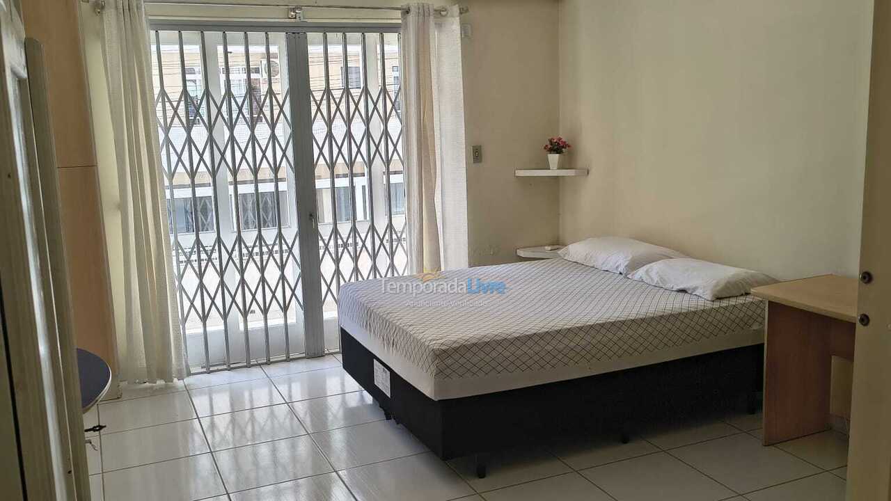 Casa para alquiler de vacaciones em Itapema (Meia Praia)