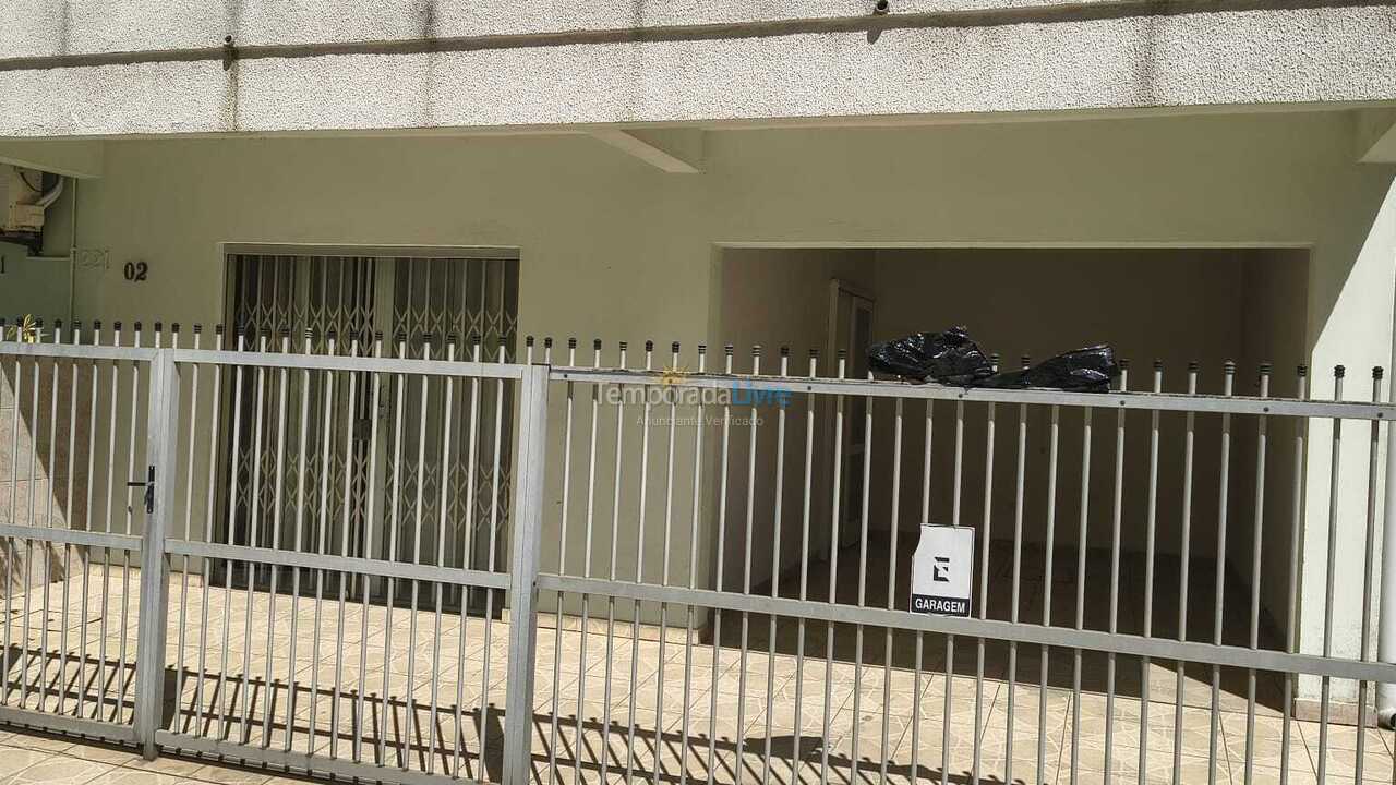 Casa para alquiler de vacaciones em Itapema (Meia Praia)