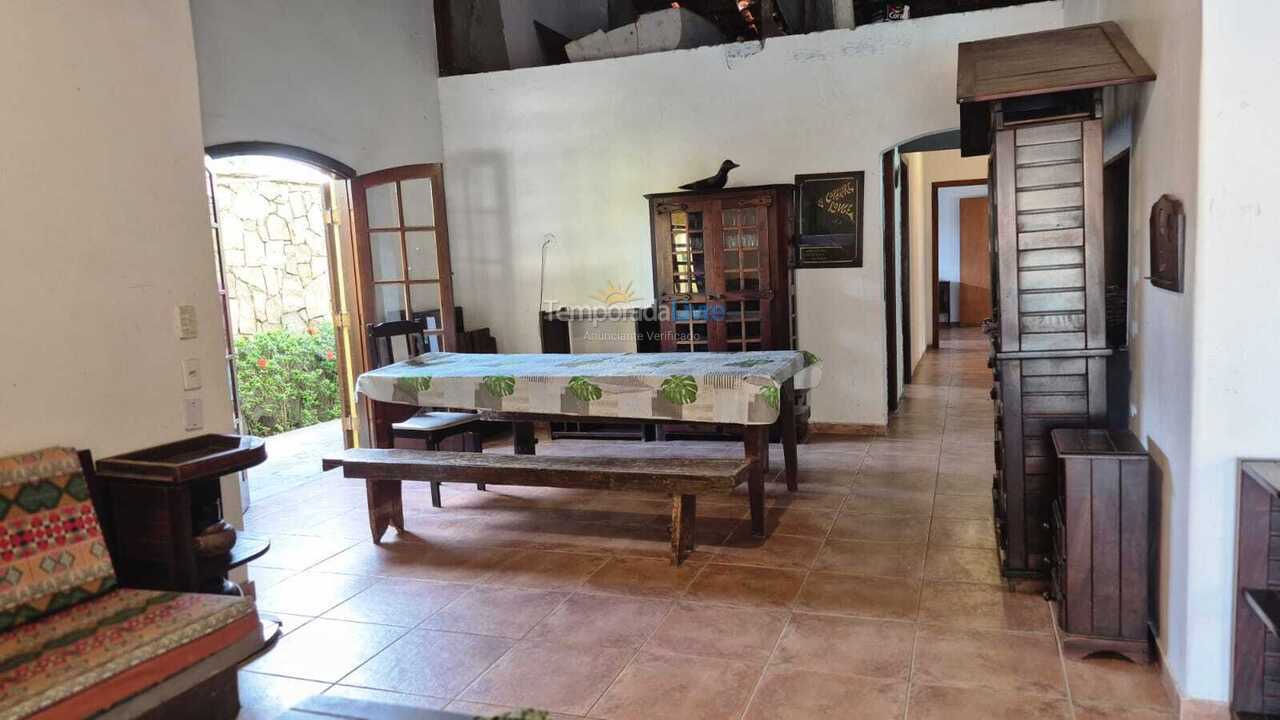 Casa para alquiler de vacaciones em Guarujá (Praia do Pernambuco)