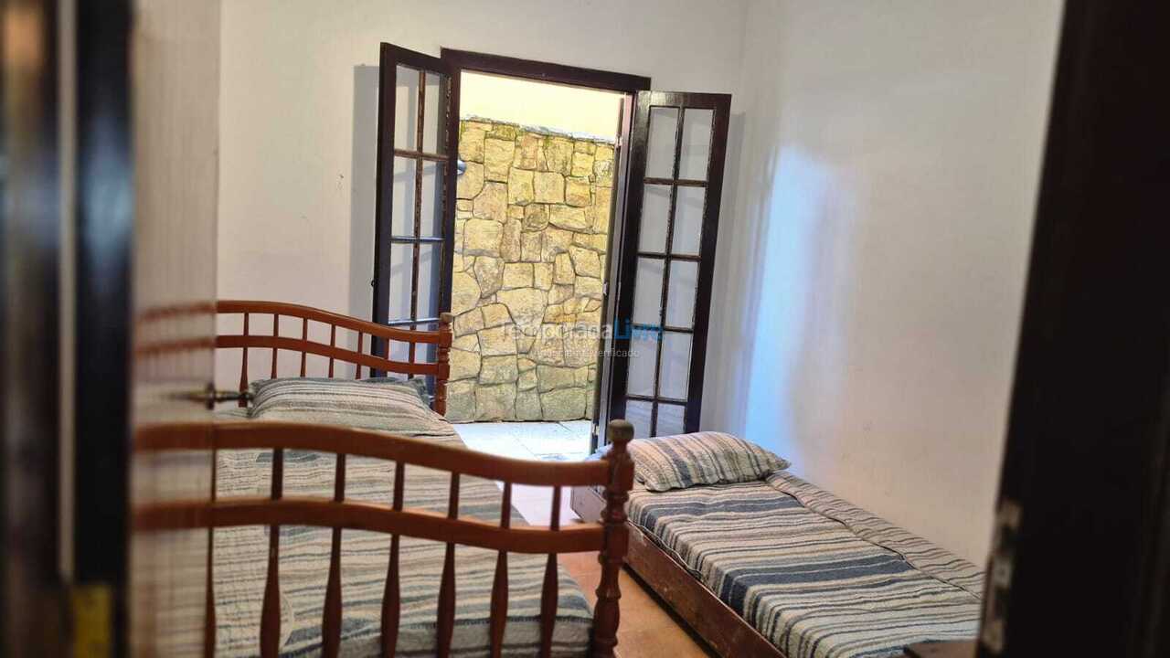 Casa para alquiler de vacaciones em Guarujá (Praia do Pernambuco)