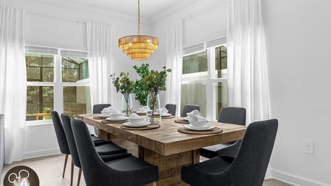 5-bedroom house in Storey Lake