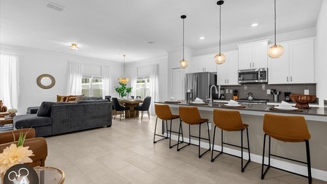 5-bedroom house in Storey Lake