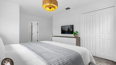 5-bedroom house in Storey Lake