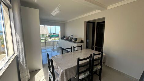 Apartamento de 2 habitaciones, wifi, piscina, aire acondicionado, a 30 metros de la playa y CTG en Vila.