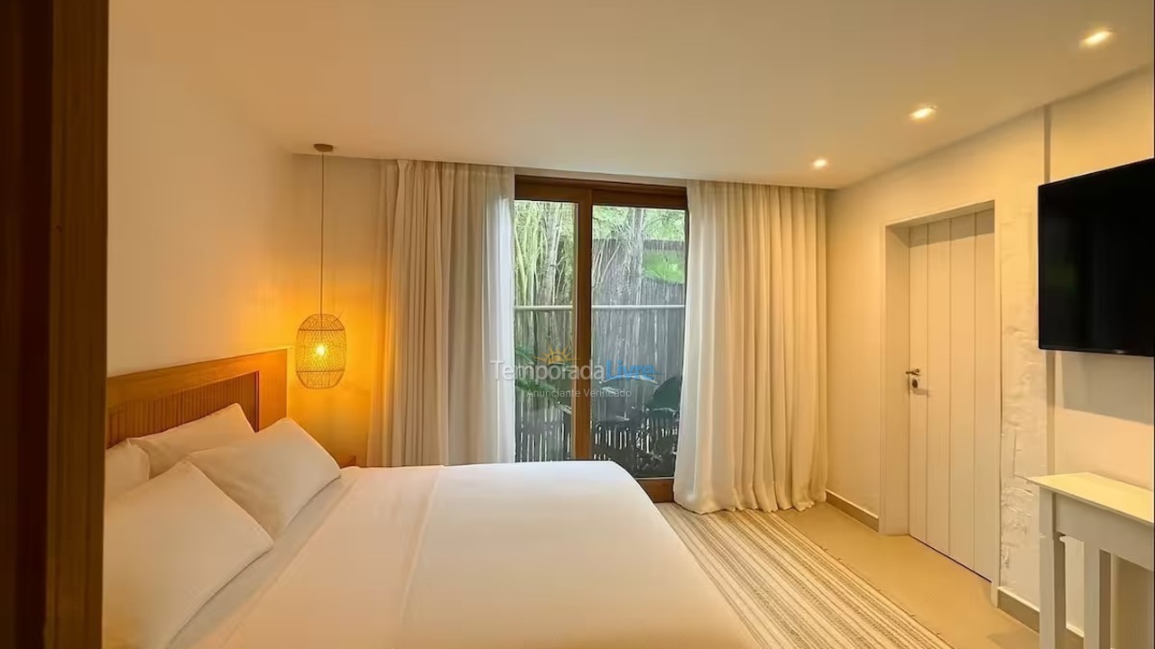 Casa para aluguel de temporada em São Sebastião (Praia da Baleia)