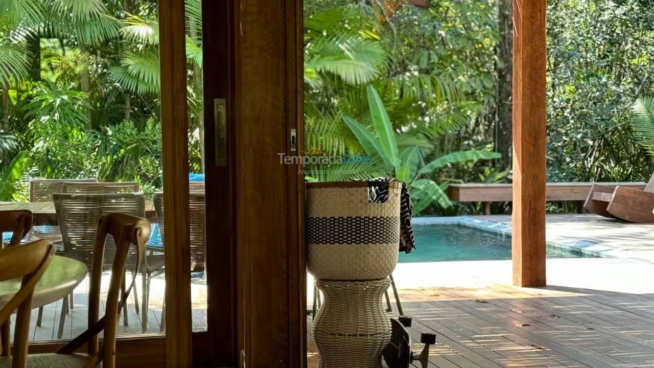 Casa para aluguel de temporada em São Sebastião (Praia da Baleia)
