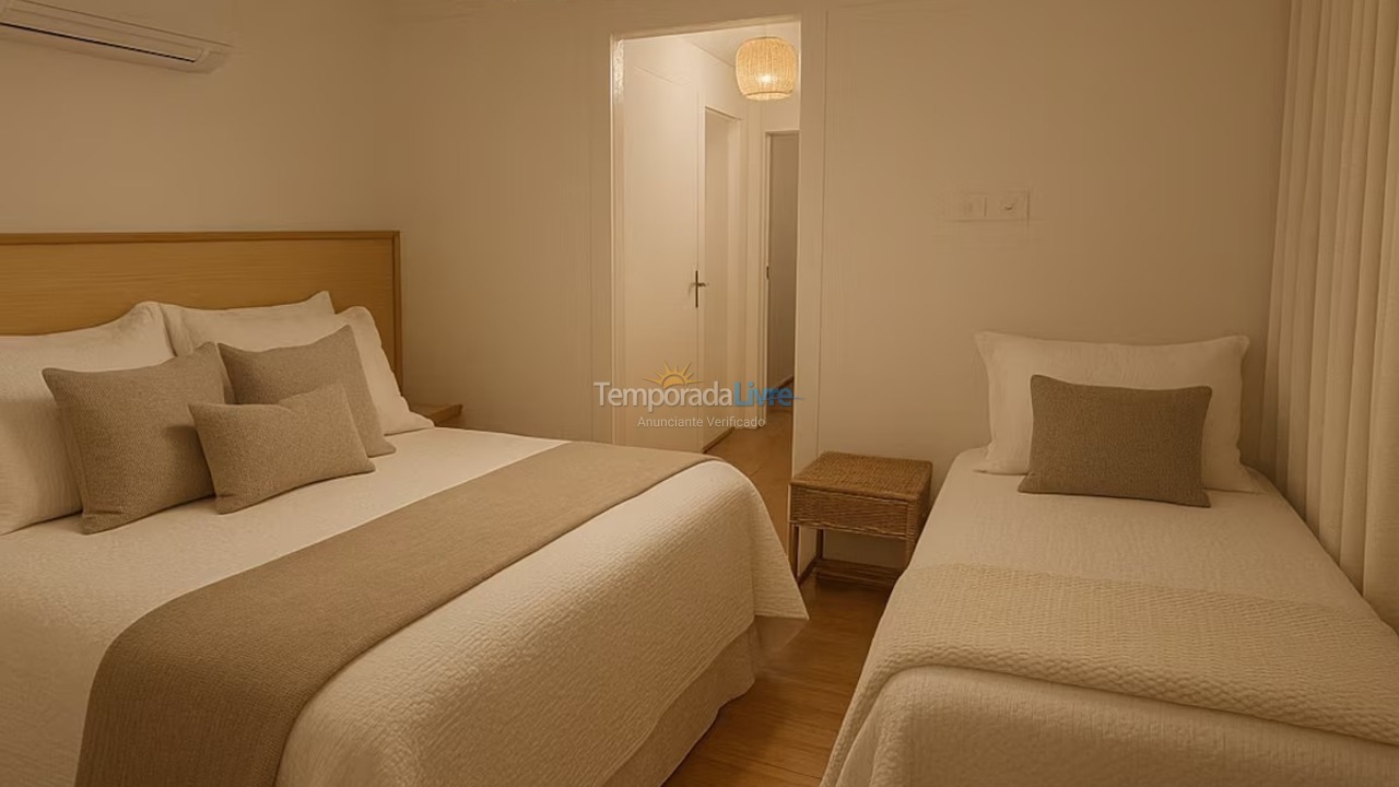 Casa para aluguel de temporada em São Sebastião (Praia da Baleia)