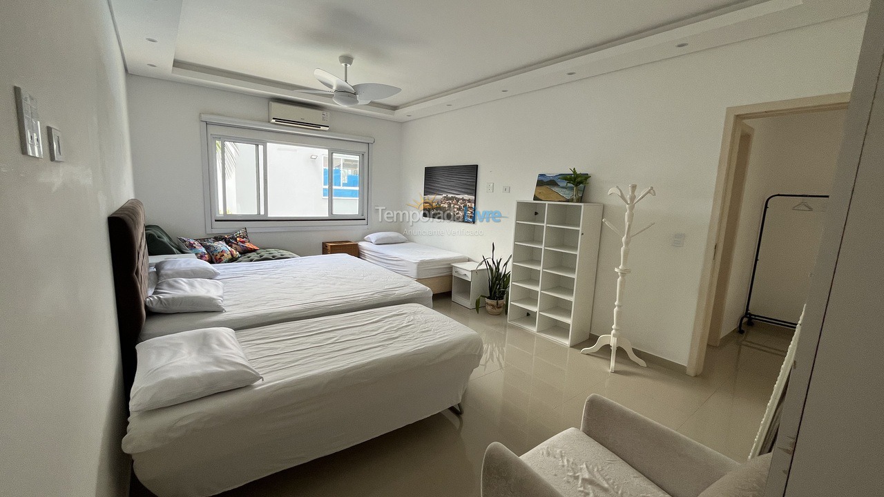 Casa para alquiler de vacaciones em Matinhos (Caiobá)