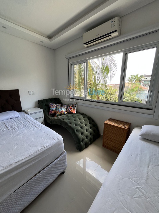 Casa para alquiler de vacaciones em Matinhos (Caiobá)